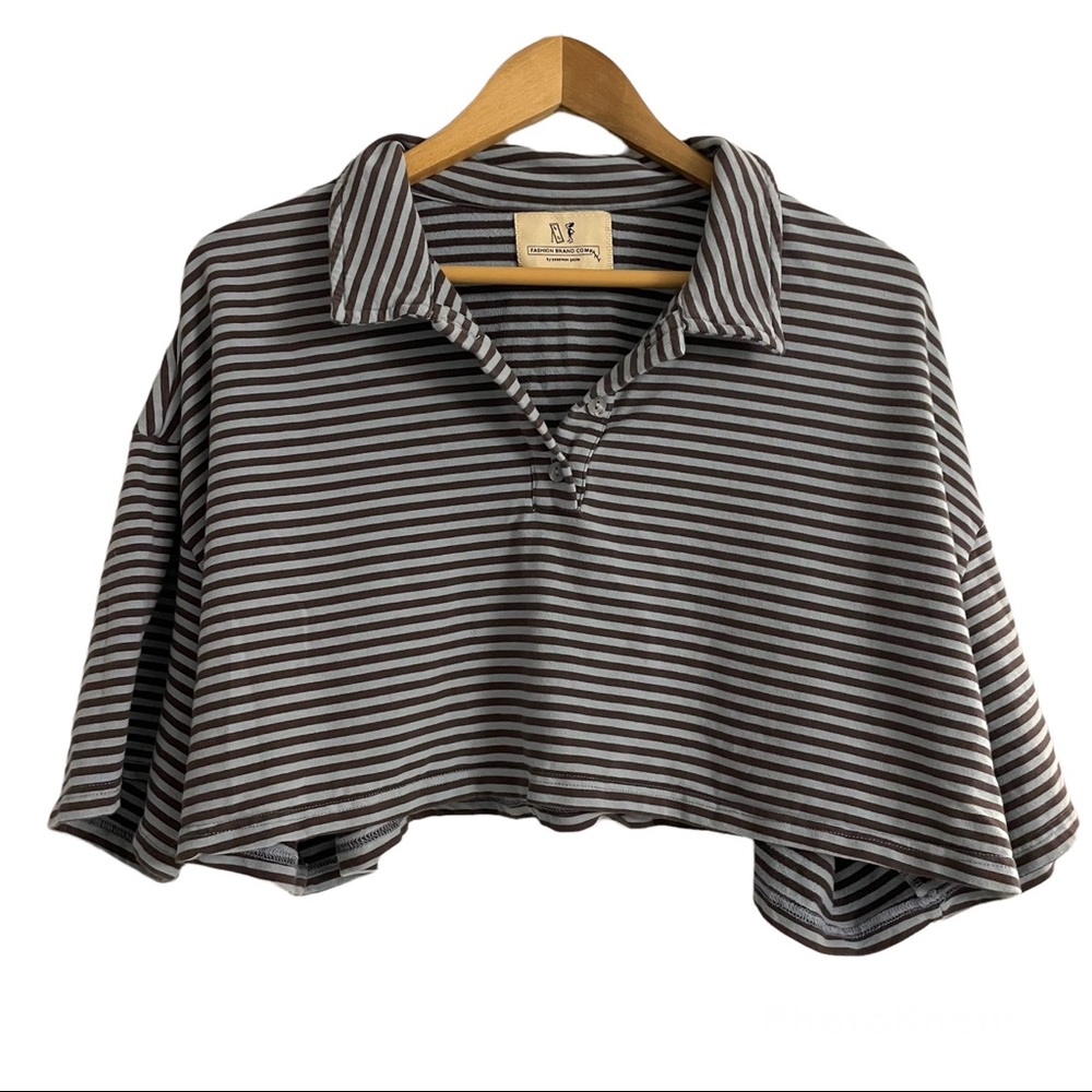Fashion Brand Company by Penelope Gazin Blue Striped Cropped Collared Polo Shirt - Picture 1 of 5